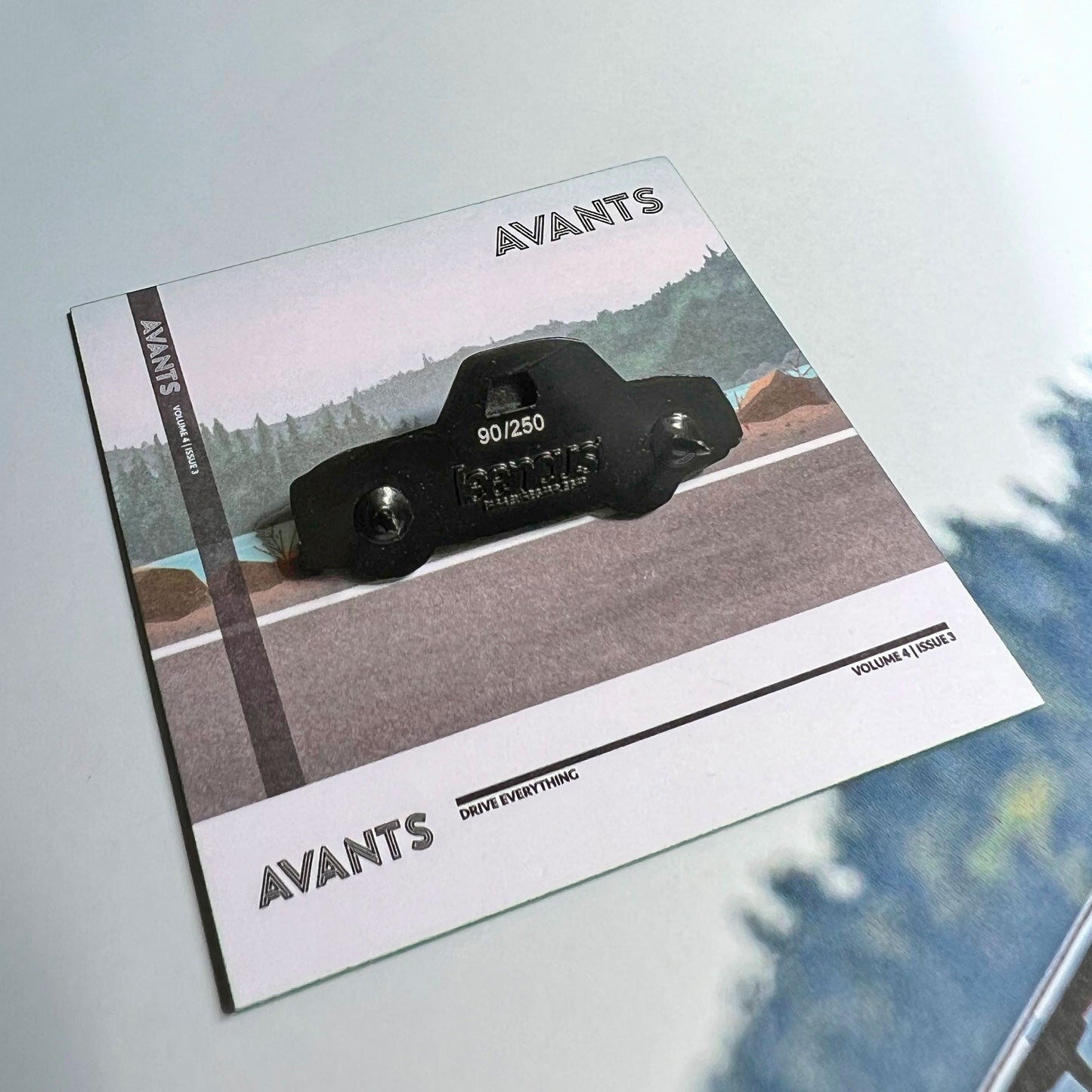 Avants Mercedes 280SL Pin (MEMBERS ONLY)